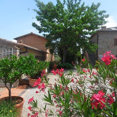 Fullino Nero Rta - Residenza Turistico Alberghiera Siena Luaran gambar