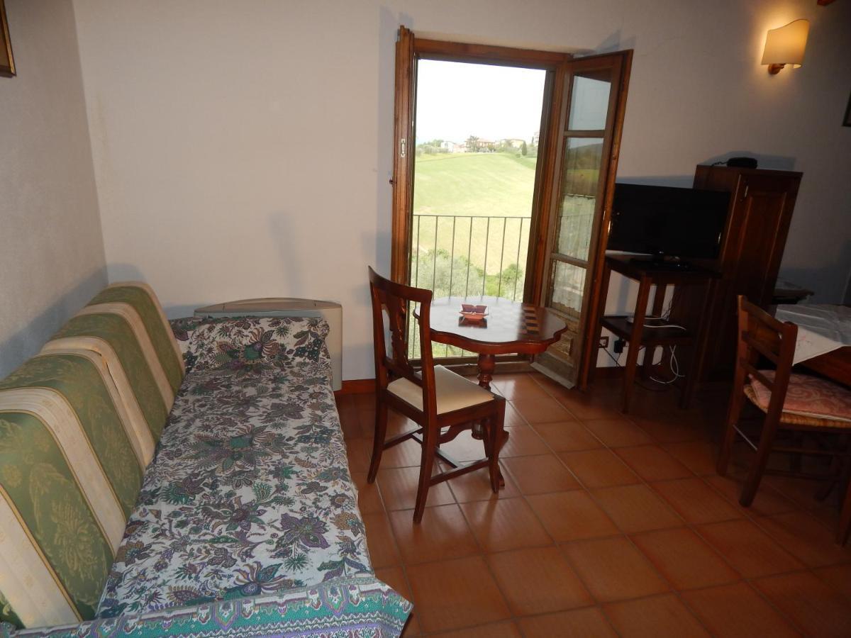 Fullino Nero Rta - Residenza Turistico Alberghiera Siena Luaran gambar