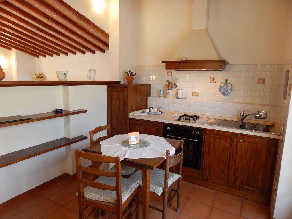 Fullino Nero Rta - Residenza Turistico Alberghiera Siena Luaran gambar