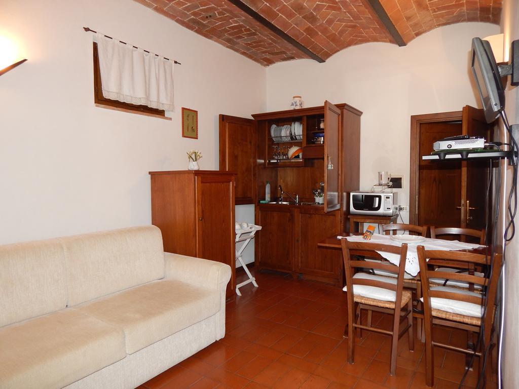 Fullino Nero Rta - Residenza Turistico Alberghiera Siena Luaran gambar