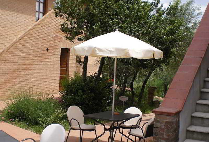 Fullino Nero Rta - Residenza Turistico Alberghiera Siena Luaran gambar