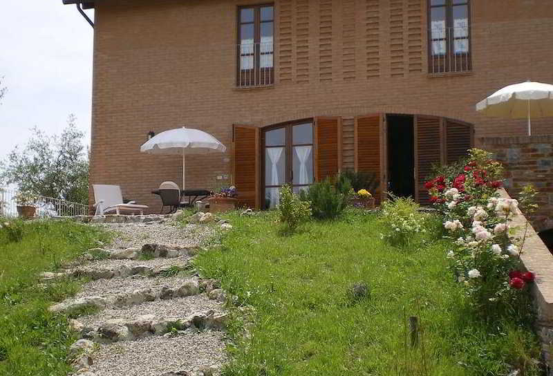 Fullino Nero Rta - Residenza Turistico Alberghiera Siena Luaran gambar
