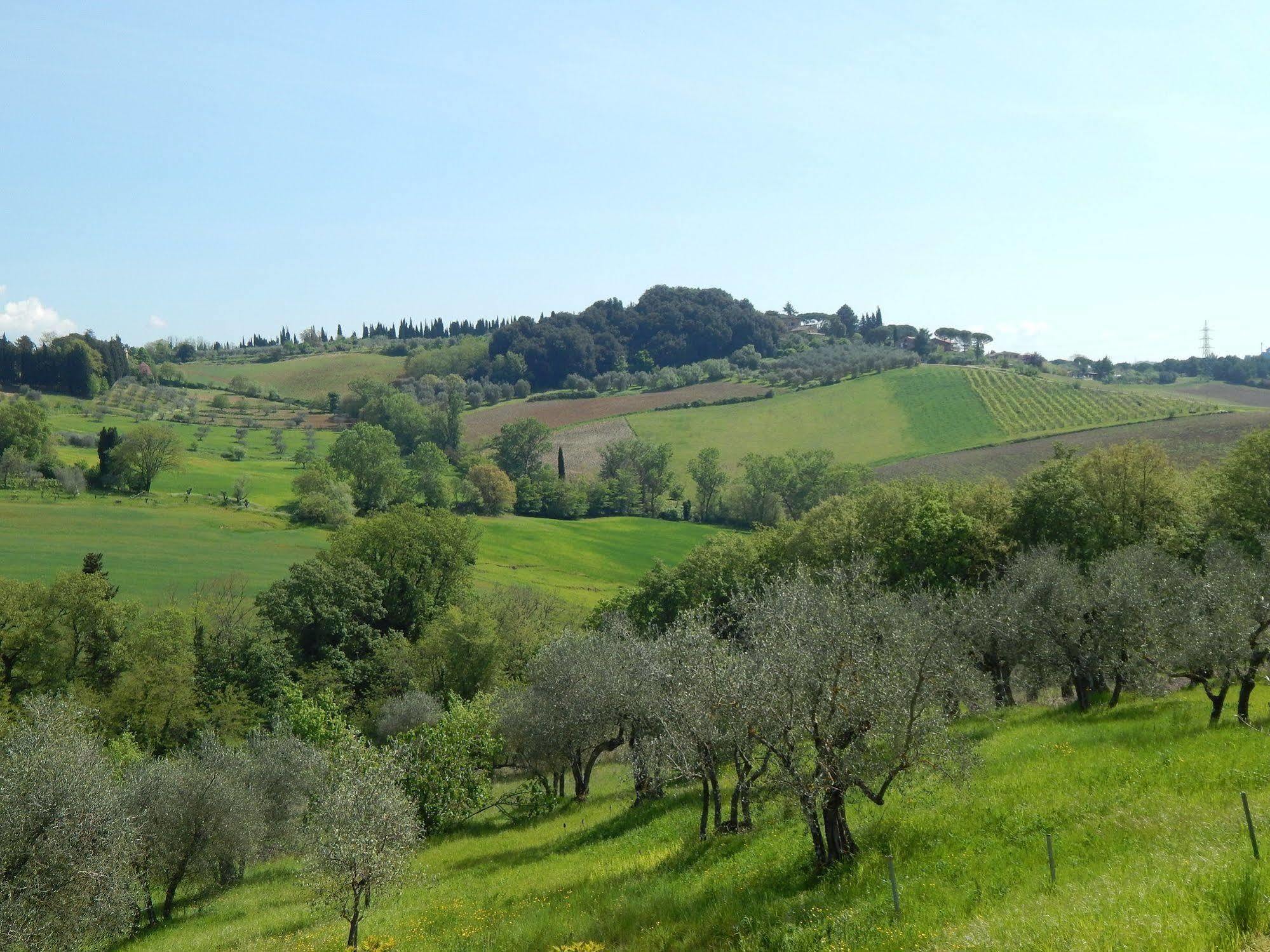 Fullino Nero Rta - Residenza Turistico Alberghiera Siena Luaran gambar