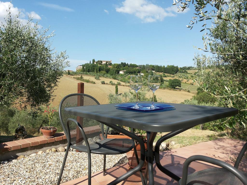 Fullino Nero Rta - Residenza Turistico Alberghiera Siena Luaran gambar